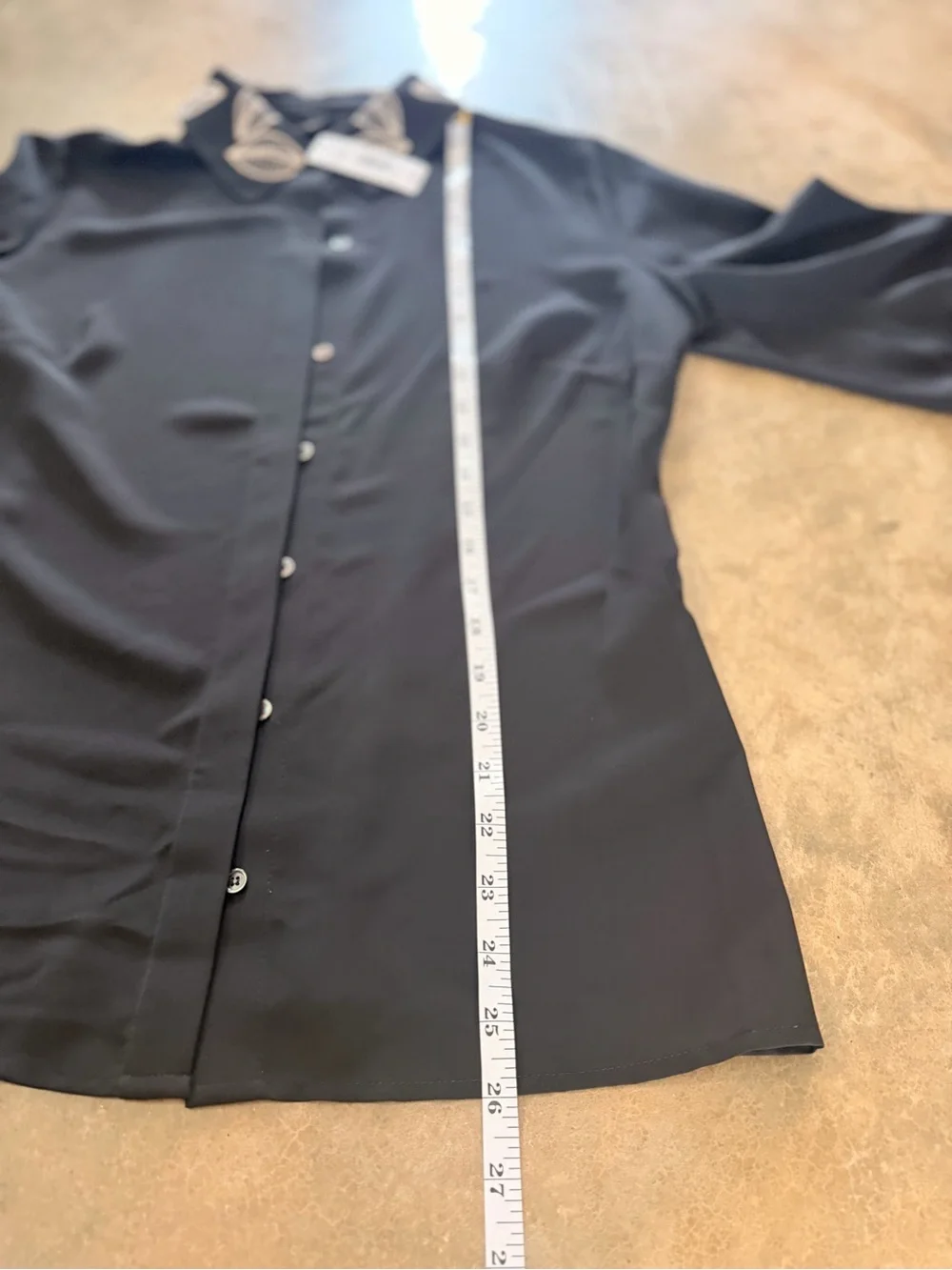 Natori NWT Black Embroidered Leaf Collar & Cuff Blouse Size 6 - Picture 6 of 7